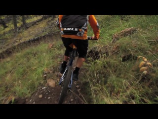 awesome cycling clip